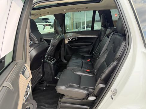 Used 2023 Volvo XC90 T8 Ultimate w/ Protection Package Premier AWD/4WD image 19