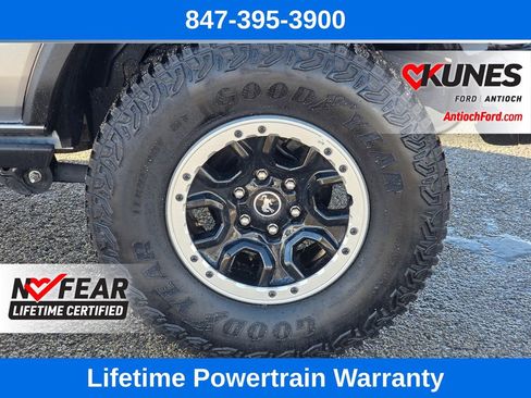 Used 2023 Ford Bronco Badlands w/ Sasquatch Package image 11