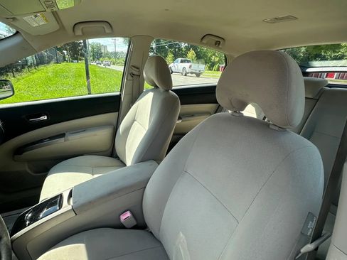 Used 2009 Toyota Prius w/ Pkg 2 FWD image 21