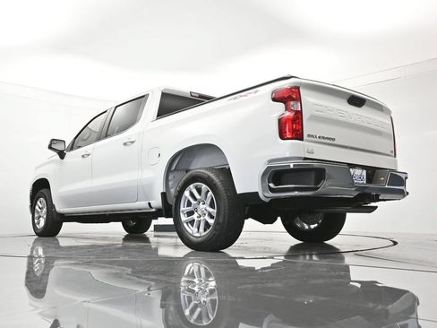 Used 2024 Chevrolet Silverado 1500 LT AWD/4WD image 43