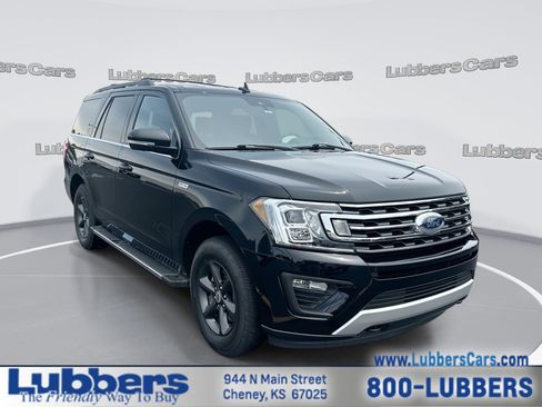 Used 2018 Ford Expedition XLT w/ Equipment Group 202A AWD/4WD image 1