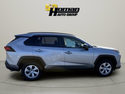 Used 2021 Toyota RAV4 LE AWD/4WD image 6