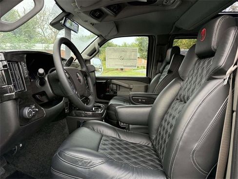 New 2025 GMC Savana 2500 Extended w/ Driver Convenience Package image 8