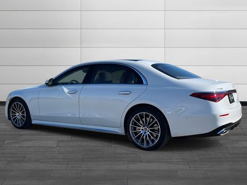 Certified 2025 Mercedes-Benz S 580 4MATIC Sedan image 4