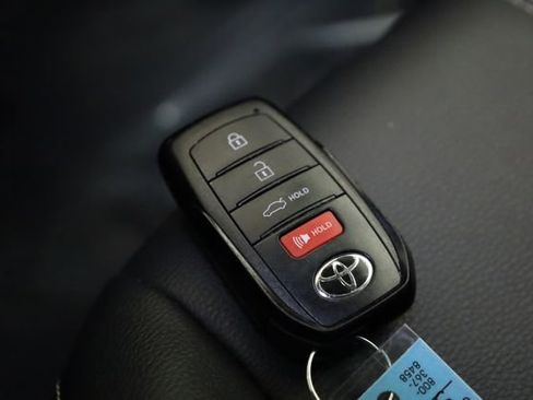 Used 2025 Toyota Camry SE FWD image 32
