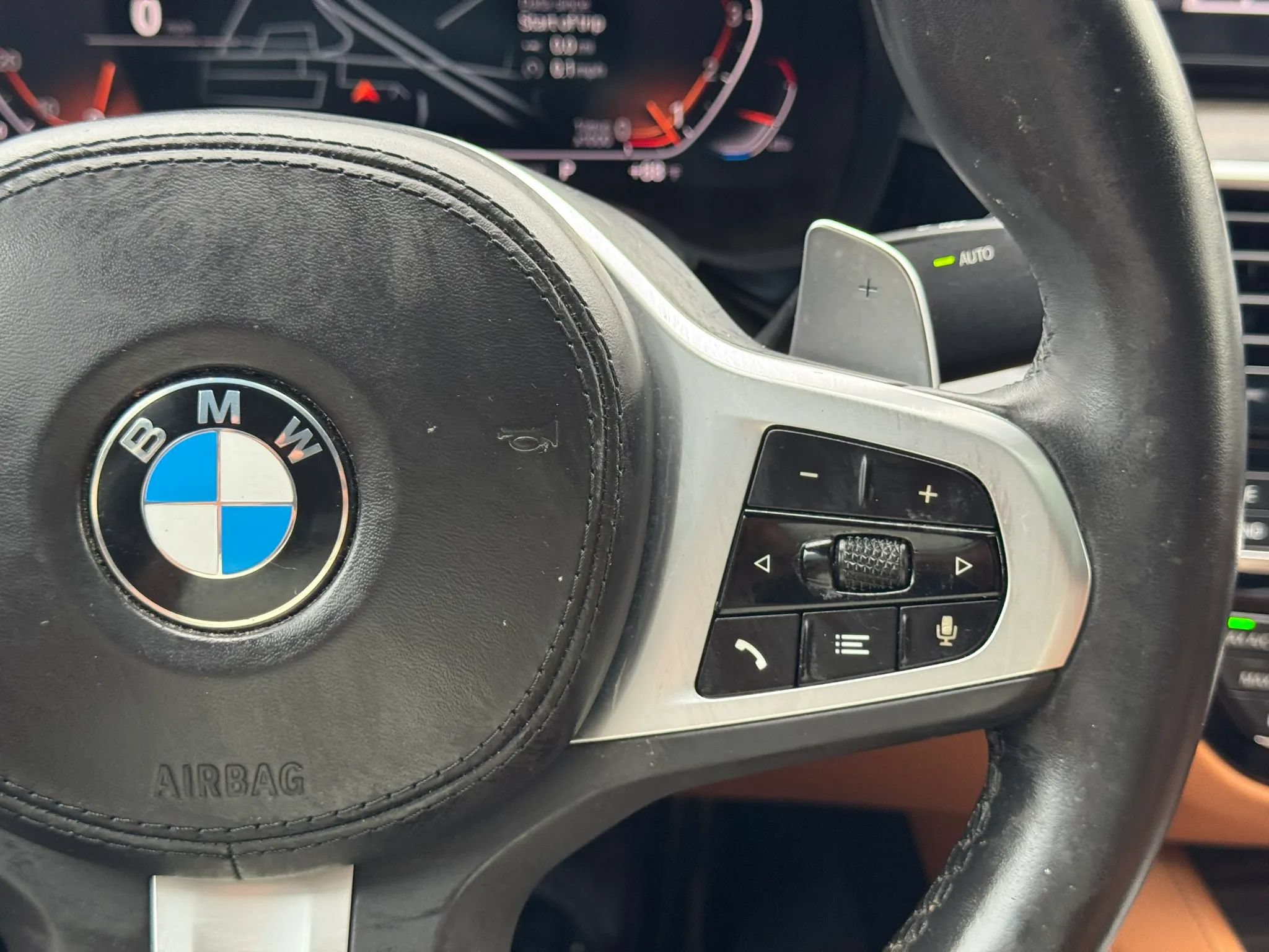 Used 2023 BMW 540i w/ M Sport Package RWD image 31