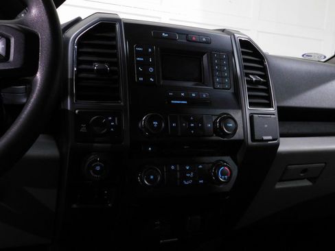 Used 2018 Ford F150 XLT w/ Heavy-Duty Payload Package image 58