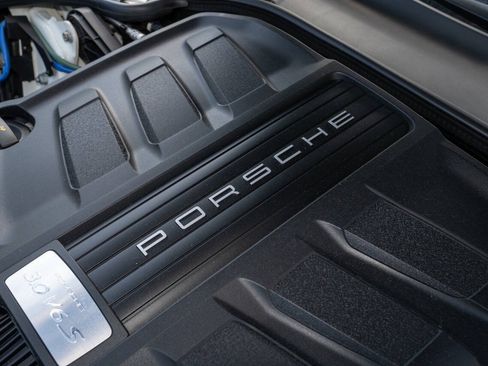 Used 2015 Porsche Panamera S RWD image 79