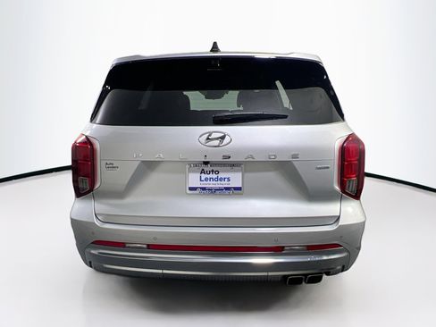 Used 2024 Hyundai Palisade Calligraphy image 6