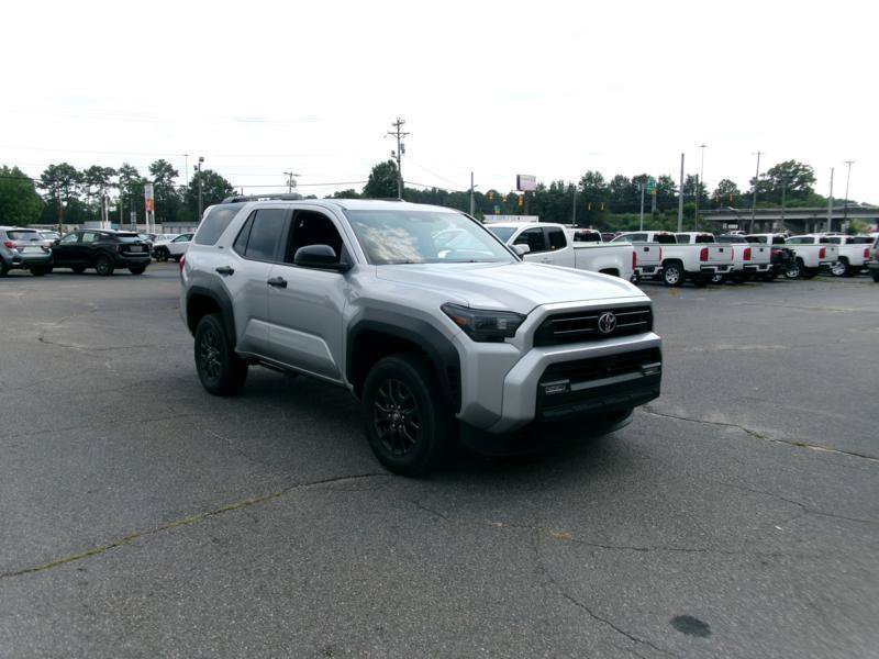 Used 2026 Toyota 4Runner SR5 AWD/4WD image 4