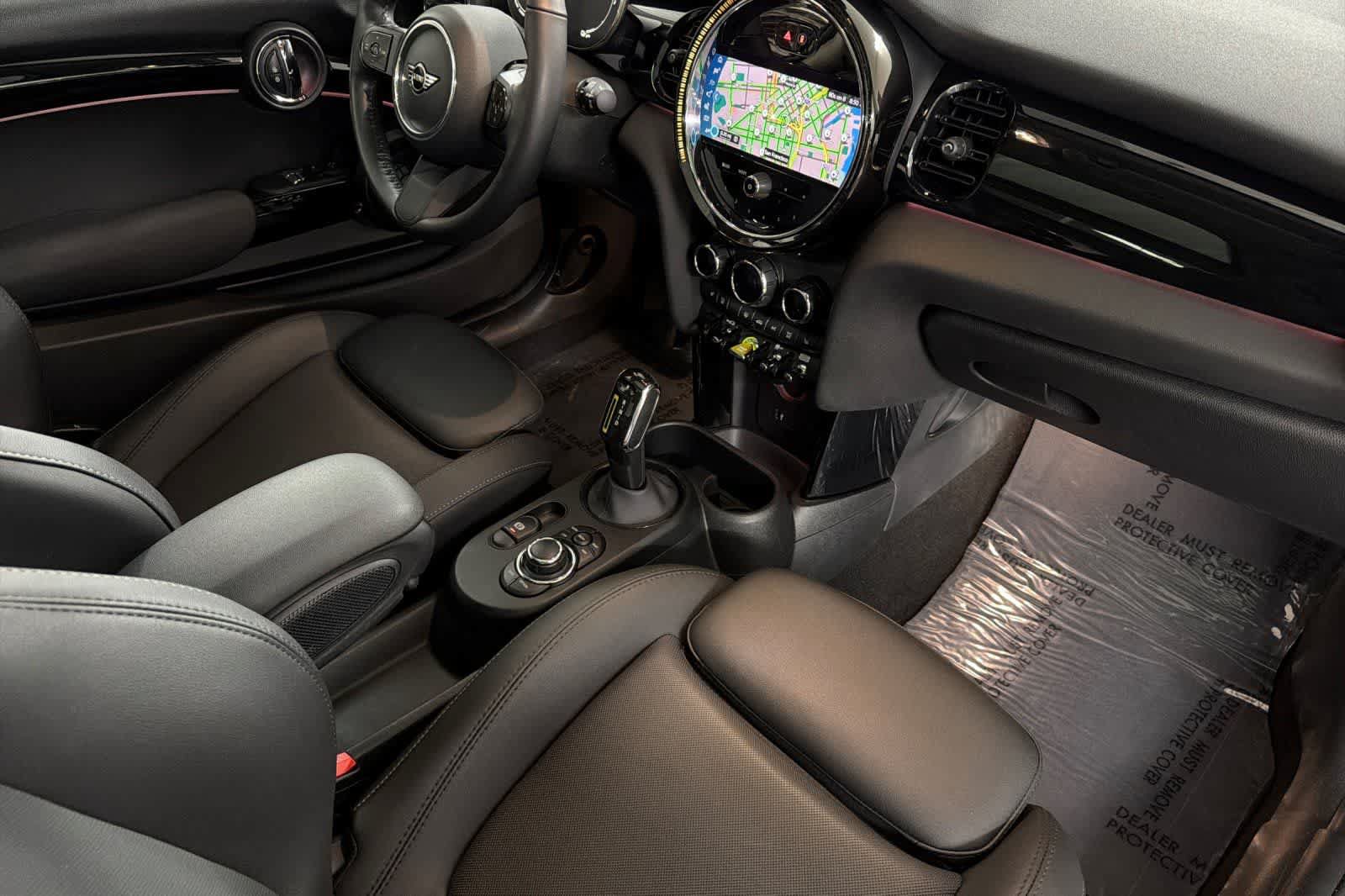 Used 2024 MINI Cooper SE FWD image 16