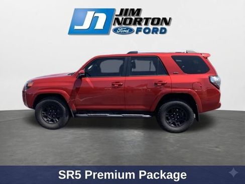 Used 2023 Toyota 4Runner SR5 Premium w/ Moonroof Package AWD/4WD image 6