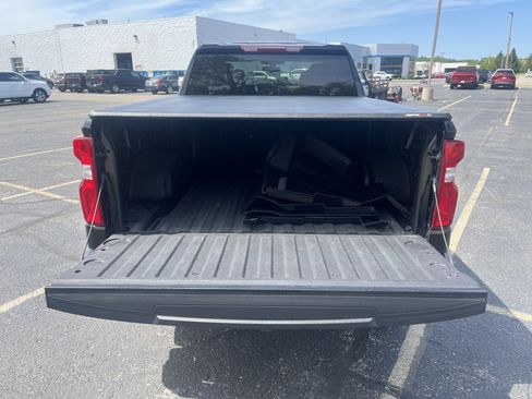 Used 2020 Chevrolet Silverado 1500 Custom Trail Boss w/ Custom Convenience Package AWD/4WD image 10