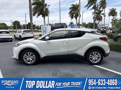 Used 2020 Toyota C-HR LE FWD image 6