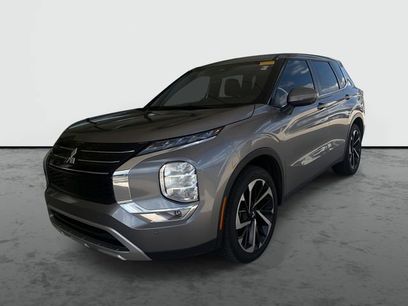 Used 2022 Mitsubishi Outlander SE