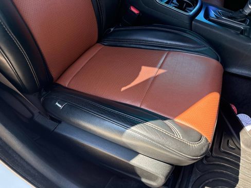 Used 2018 Dodge Charger GT image 22