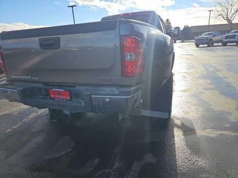 Used 2011 GMC Sierra 3500 SLT w/ SLT Convenience Package image 64