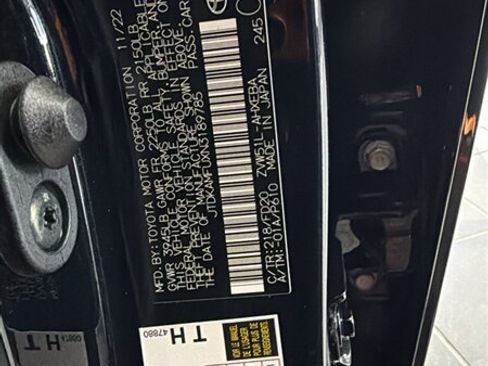 Used 2022 Toyota Prius LE image 34