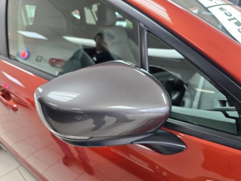 Used 2024 Subaru Crosstrek 2.0i Premium image 10