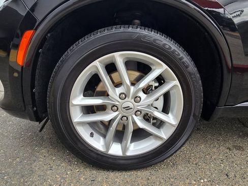Certified 2025 Dodge Durango GT AWD/4WD image 32
