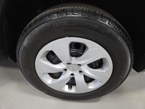 Certified 2024 Toyota RAV4 LE image 10