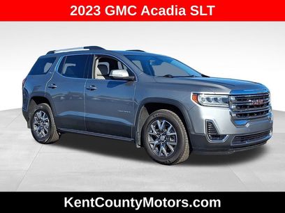 Used 2023 GMC Acadia SLT w/ Preferred Package