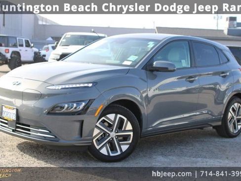 Used 2022 Hyundai Kona Limited w/ Cargo Package image 9