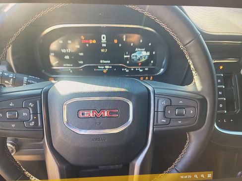 Used 2024 GMC Yukon AT4 w/ Technology Package image 12