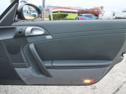 Used 2010 Porsche 911 Carrera S image 38