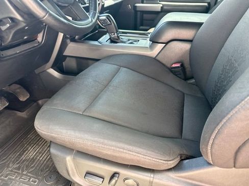 Used 2019 Ford F150 XLT w/ Equipment Group 302A Luxury AWD/4WD image 13