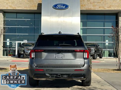 Used 2025 Ford Explorer ST-Line w/ ST-Line Street Pack image 23