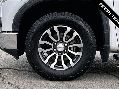 Used 2019 GMC Sierra 1500 SLT AWD/4WD image 34