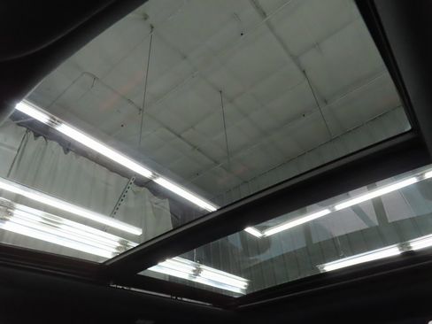 Used 2023 Ford F150 Lariat w/ Equipment Group 502A High image 32