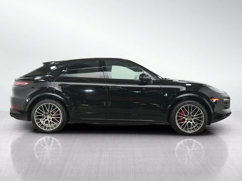 Used 2023 Porsche Cayenne Platinum Edition AWD/4WD image 6