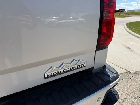 Used 2014 Chevrolet Silverado 1500 High Country w/ High Country Premium Package AWD/4WD image 7