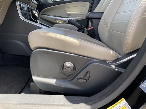 Used 2020 Ford EcoSport Titanium AWD/4WD image 12