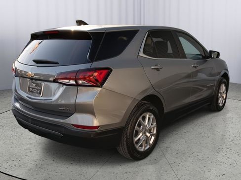 Used 2023 Chevrolet Equinox LT image 22