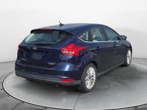 Used 2016 Ford Focus Titanium FWD image 5