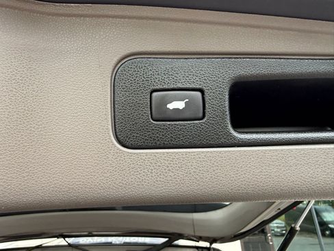 Used 2013 Honda Odyssey EX-L image 38