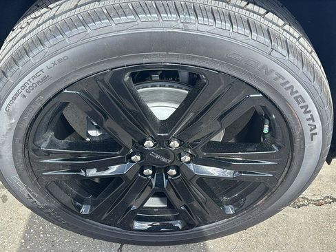 New 2026 GMC Acadia Elevation w/ Black Edition FWD image 10