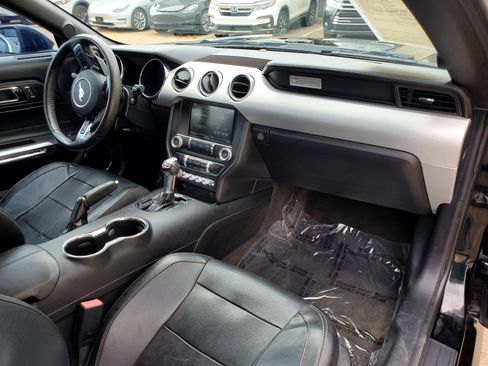 Used 2015 Ford Mustang Premium RWD image 20