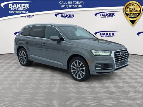 Used 2017 Audi Q7 3.0T Premium Plus w/ Premium Plus Package image 3