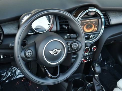 Used 2017 MINI Cooper S image 55