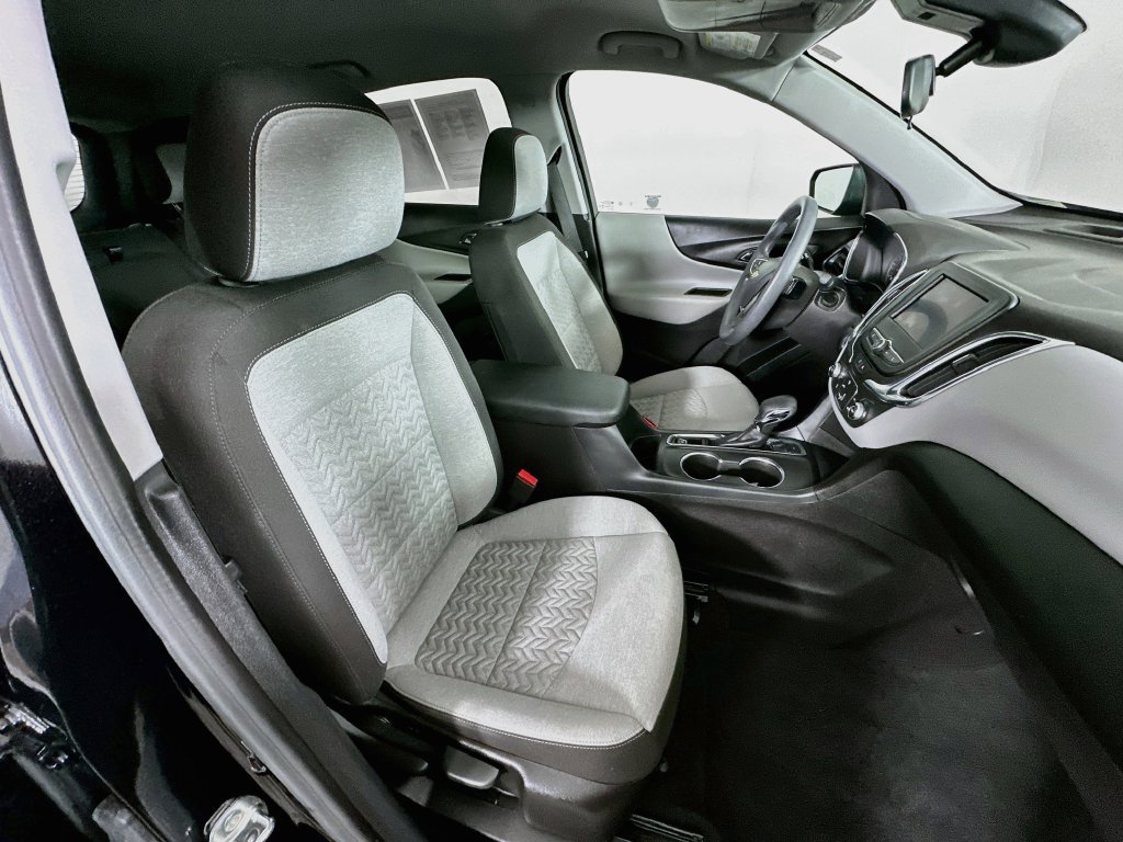 Used 2024 Chevrolet Equinox LS w/ LS Convenience Package AWD/4WD image 34