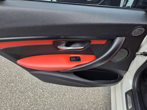 Used 2016 BMW M3 RWD image 29
