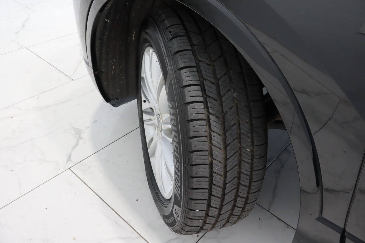Used 2017 Buick Envision Preferred FWD image 28