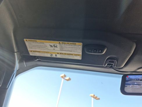 Used 2018 Jeep Wrangler Unlimited Rubicon image 40