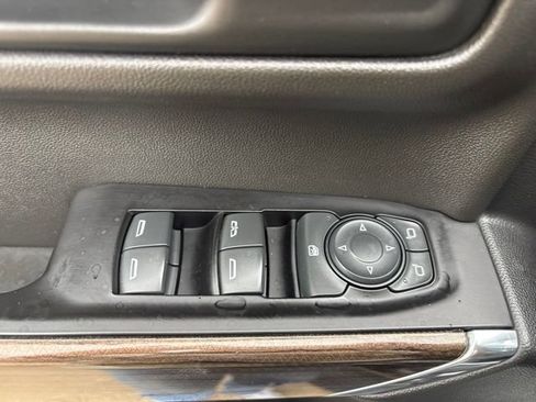 Used 2019 Chevrolet Silverado 1500 LT Trail Boss AWD/4WD image 10
