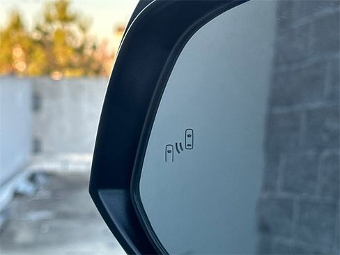 New 2025 Toyota RAV4 XLE image 17