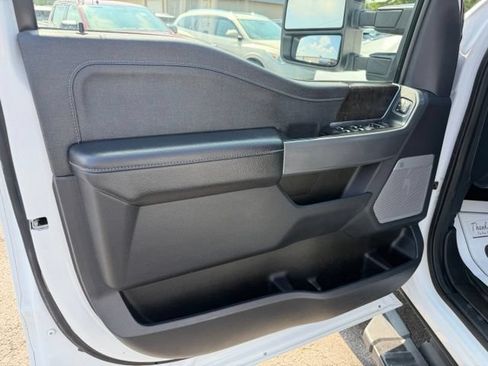 Used 2024 Ford F350 Lariat w/ Lariat Ultimate Package AWD/4WD image 40